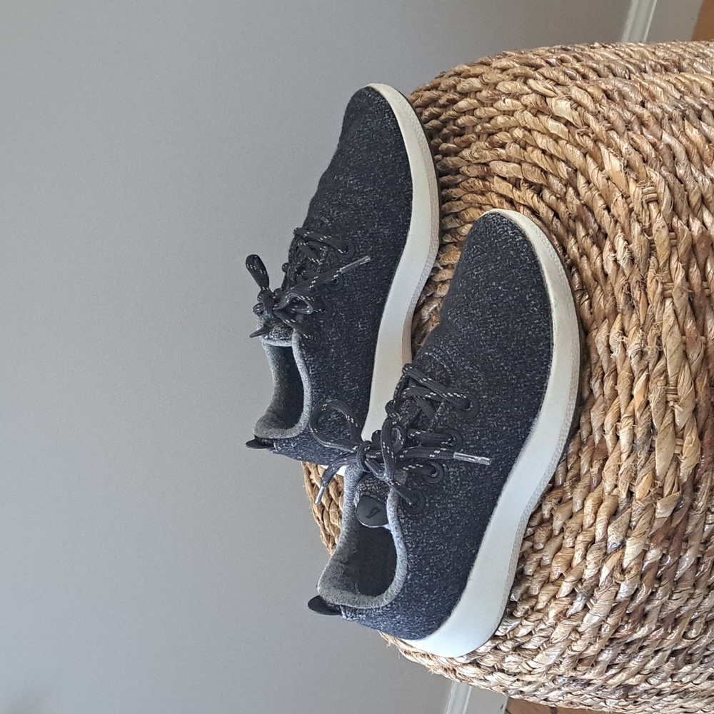 Allbirds Womens Mizzle Black/Grey Wool Runner Casual/Athleisure Sneakers Size‎ 8
